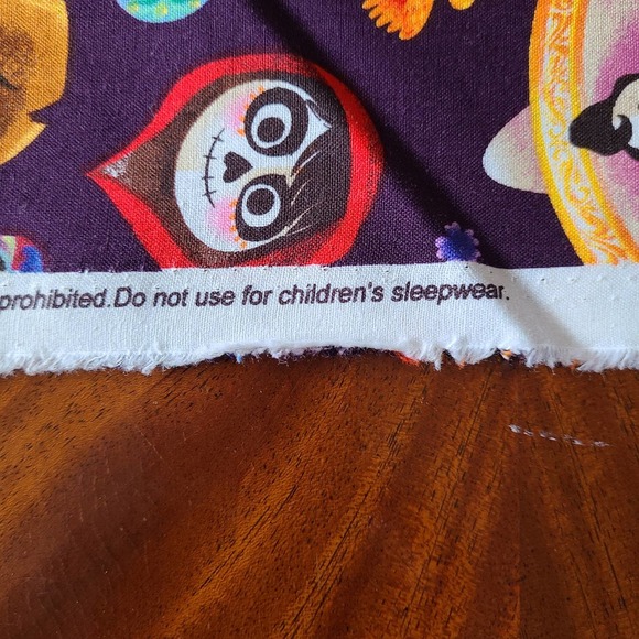 BTY Disney Coco and Friends Head Toss Cotton Fabric CP67005 Springs Creative - Picture 10 of 10